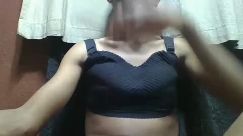 Snapshot of liaraisha chatting on October 2025 02:50:02 AM liaraisha online show from October 2025 02:50:02 AM