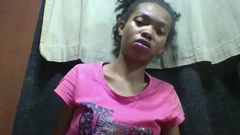 Snapshot of liaraisha chatting on October 2025 04:27:02 PM liaraisha online show from October 2025 04:27:02 PM