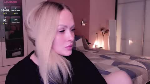 Snapshot of libby_nora chatting on October 2025 09:09:01 AM Libby online show from October 2025 09:09:01 AM