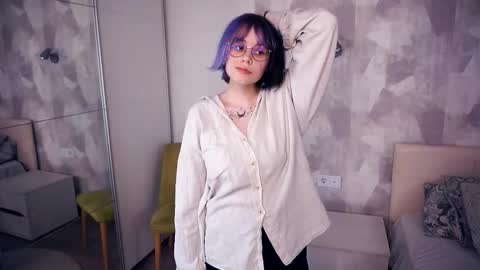 Judith online show from November 2025 06:51:01 PM