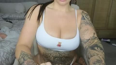 Snapshot of libbyloveheartx chatting on October 2025 04:08:01 PM Libby online show from October 2025 04:08:01 PM