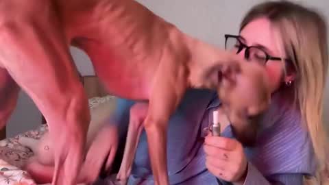 Snapshot of librelover chatting on November 2025 10:21:02 PM librelover online show from November 2025 10:21:02 PM