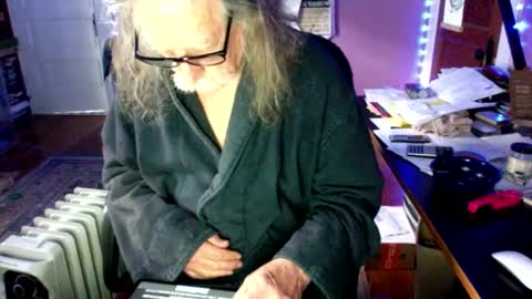 Snapshot of lickyouryoni chatting on October 2025 04:03:02 PM LickYourYoni online show from October 2025 04:03:02 PM