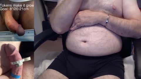 Snapshot of liebestool008 chatting on October 2025 11:41:02 AM 8curve online show from October 2025 11:41:02 AM