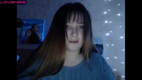 Snapshot of light_lunaa chatting on December 2024 10:02:02 AM light_lunaa online show from December 2024 10:02:02 AM