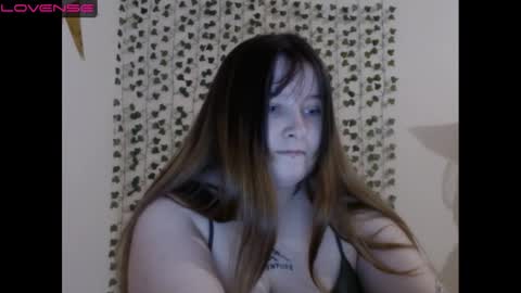 Snapshot of light_lunaa chatting on January 2025 11:25:01 AM light_lunaa online show from January 2025 11:25:01 AM