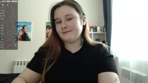 Snapshot of light_lunaa chatting on February 2025 10:24:02 AM light_lunaa online show from February 2025 10:24:02 AM