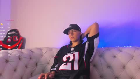 liiam_smith_ online show from January 2025 03:09:02 PM