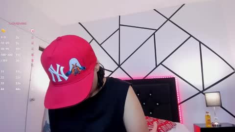 liiam_smith_ online show from January 2025 12:32:02 PM