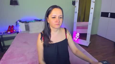 Lika online show from December 2024 12:05:01 PM