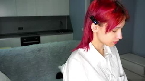 Snapshot of likalens chatting on October 2025 12:04:01 PM Emi online show from October 2025 12:04:01 PM