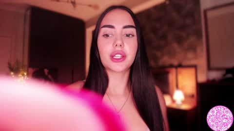 Snapshot of lil_gabbyg chatting on December 2024 08:44:02 AM Gabriela online show from December 2024 08:44:02 AM