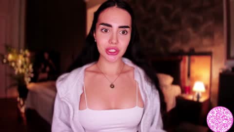 Snapshot of lil_gabbyg chatting on December 2024 07:57:01 AM Gabriela online show from December 2024 07:57:01 AM