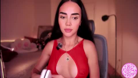 Snapshot of lil_gabbyg chatting on September 2025 07:13:02 PM Gabriela online show from September 2025 07:13:02 PM