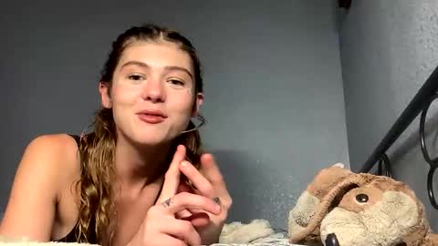 lil_luca online show from October 2025 07:07:02 AM