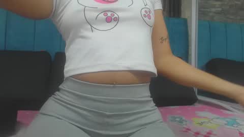 Snapshot of lil_rose2006 chatting on October 2025 12:58:01 PM lil_rose2006 online show from October 2025 12:58:01 PM