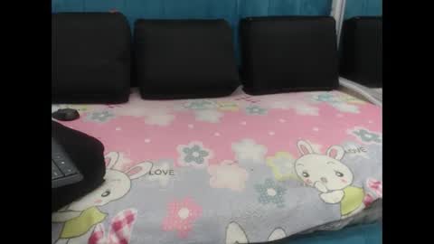 Snapshot of lil_rose2006 chatting on October 2025 12:27:01 PM lil_rose2006 online show from October 2025 12:27:01 PM