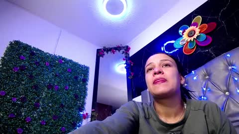   online show from January 2025 10:40:01 AM