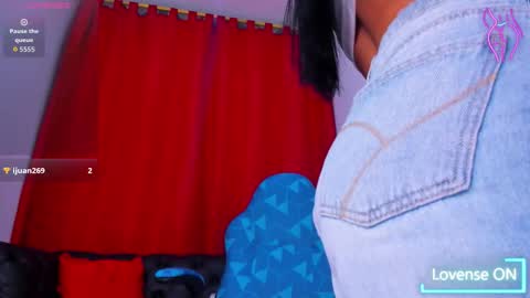 L I L A online show from October 2025 01:18:02 PM