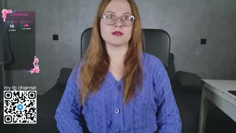 lila_pitt online show from September 2025 07:51:02 PM