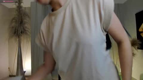 Snapshot of lilawest chatting on October 2025 10:45:01 AM Lila West online show from October 2025 10:45:01 AM