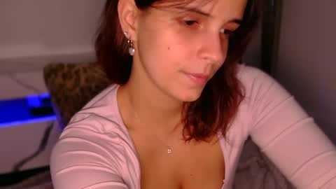 Rebecca online show from September 2025 05:11:01 AM