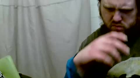 Snapshot of lilbratty_clouds_ogpuffdragon chatting on November 2025 09:04:02 PM lilbratty_clouds_ogpuffdragon online show from November 2025 09:04:02 PM