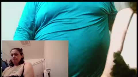 Snapshot of lilbratty_clouds_ogpuffdragon chatting on November 2025 02:27:02 PM lilbratty_clouds_ogpuffdragon online show from November 2025 02:27:02 PM