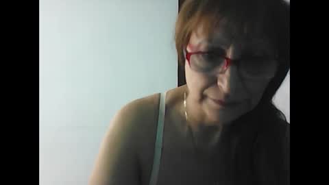 Snapshot of lilhy_mcfly chatting on October 2025 06:41:01 PM lilieth online show from October 2025 06:41:01 PM
