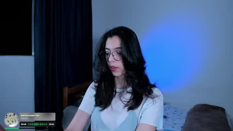 Lili online show from January 2025 07:27:02 AM
