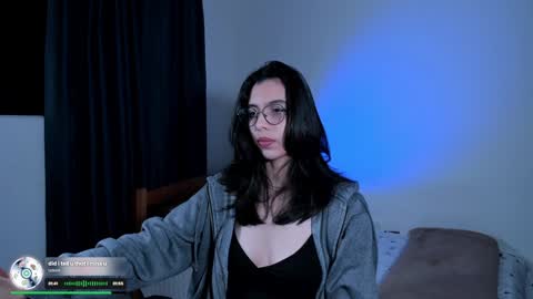 Lili online show from January 2025 07:55:02 AM