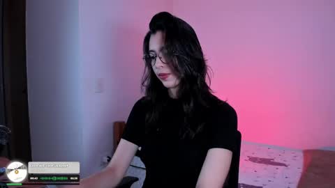 Lili online show from February 2025 05:19:01 AM