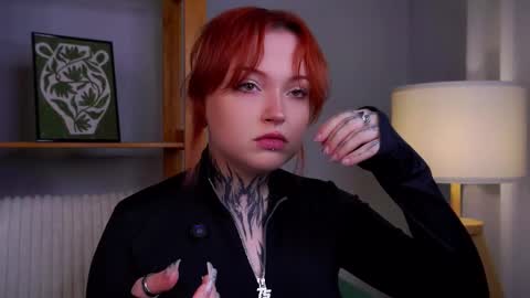 Anika online show from October 2025 11:53:02 AM