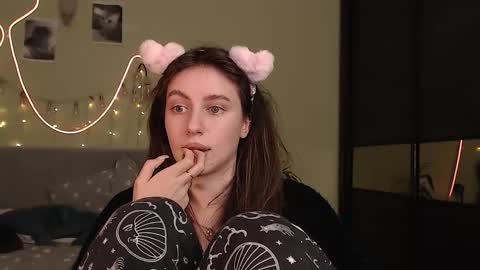 Snapshot of liliatlu chatting on October 2025 07:25:02 PM Lilu online show from October 2025 07:25:02 PM