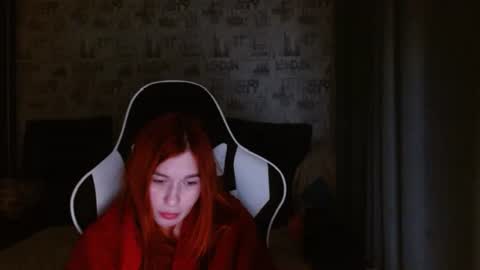 liliawoolf online show from February 2025 03:31:01 PM