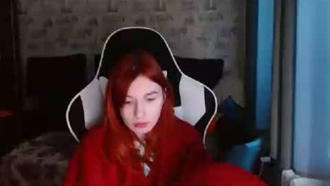 liliawoolf online show from February 2025 09:45:01 AM