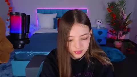 Snapshot of lilibakery chatting on November 2025 03:41:01 AM Lili Bakery online show from November 2025 03:41:01 AM