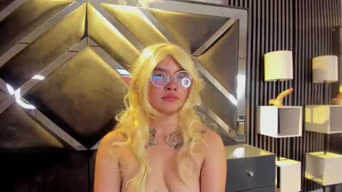  Lili  online show from January 2025 09:24:01 AM