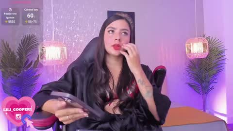 Lili Cooper online show from January 2025 08:01:01 PM