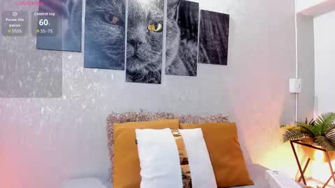 Lili Cooper online show from September 2025 04:17:01 AM