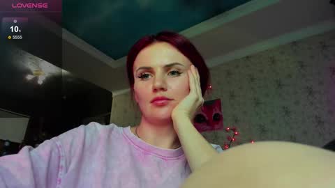 Snapshot of lilie_brown chatting on October 2025 07:11:02 PM Lilie online show from October 2025 07:11:02 PM