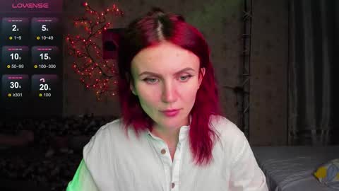 Snapshot of lilie_brown chatting on October 2025 09:35:02 PM Lilie online show from October 2025 09:35:02 PM