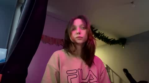 Snapshot of lilies_and_minipoots chatting on December 2024 10:59:01 AM Sonechka online show from December 2024 10:59:01 AM