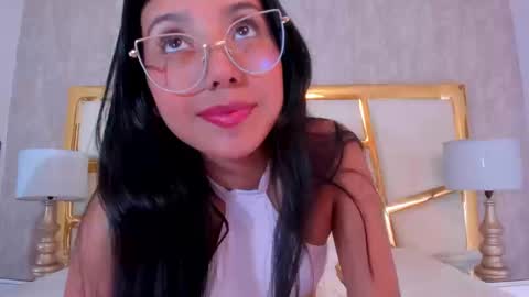 Snapshot of liliithqueen chatting on September 2025 07:47:01 PM Lilith online show from September 2025 07:47:01 PM