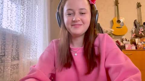 Snapshot of lilijohansen chatting on November 2025 04:45:02 AM Lili online show from November 2025 04:45:02 AM