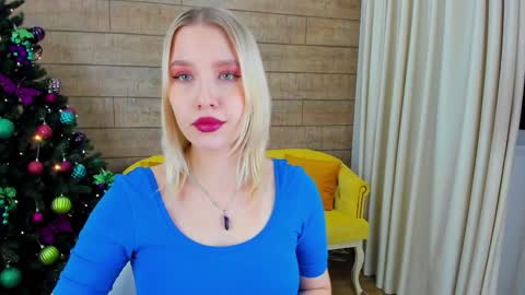 LiliLinn online show from December 2024 09:46:01 AM