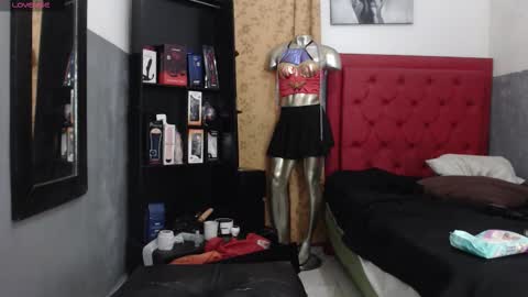 lilith_dhorn1 online show from September 2025 12:27:02 PM