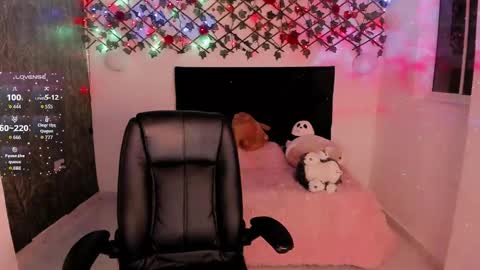 lilith_miller21 online show from September 2025 08:46:01 PM