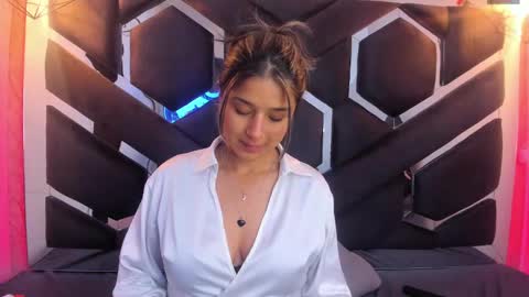 Snapshot of lilith_nv chatting on January 2025 05:11:01 PM Lilith online show from January 2025 05:11:01 PM