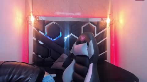 Snapshot of lilith_nv chatting on February 2025 11:17:02 AM Lilith online show from February 2025 11:17:02 AM